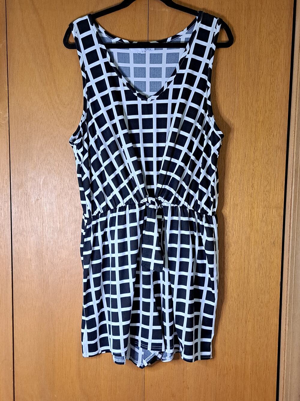 Women's C'EST La Vie Black and White Jumper Size 1X